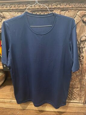 Patagonia Men's Short Sleeve Crew in dark blue
